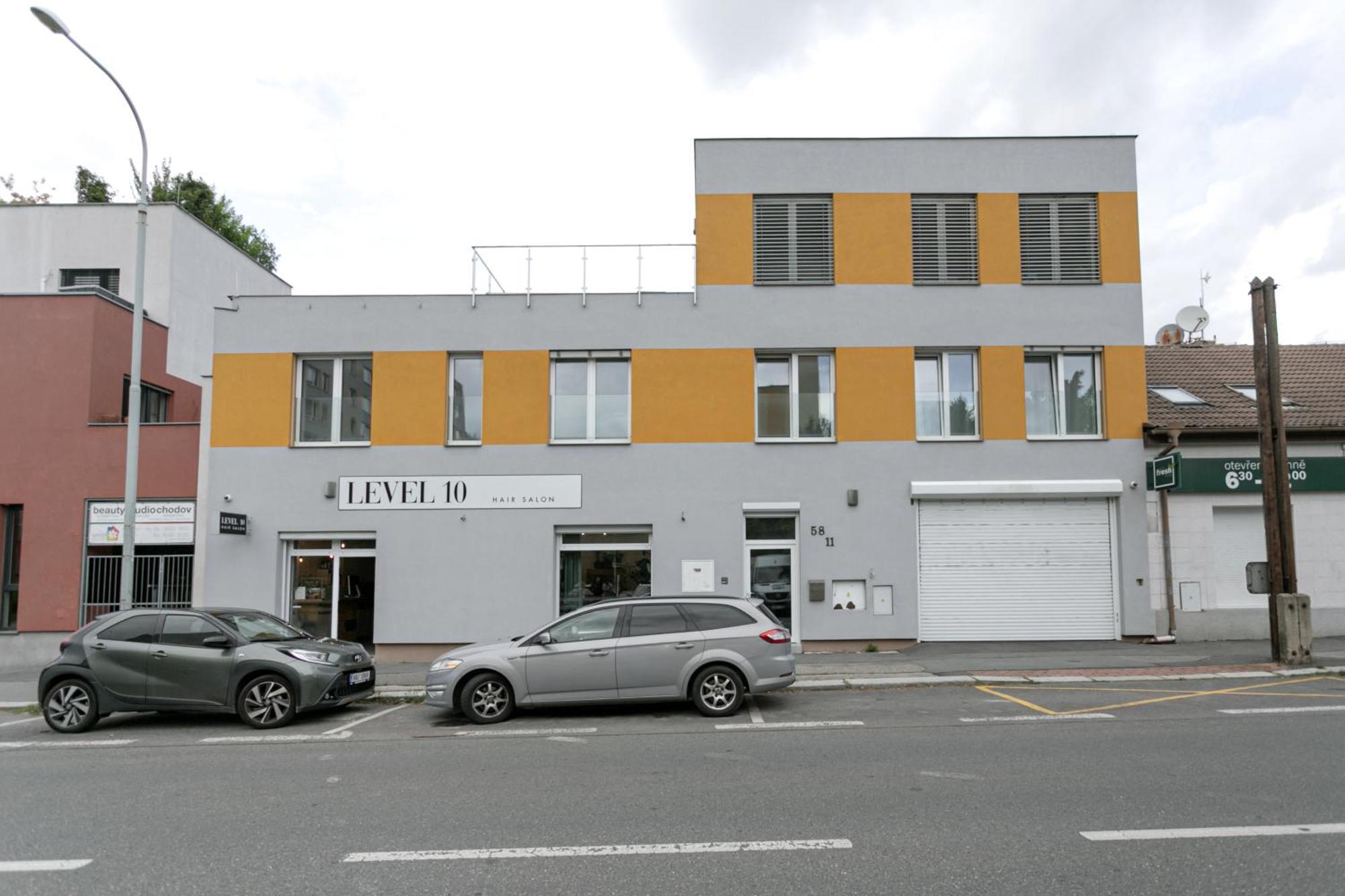 Luong Europe Apartments プラハ エクステリア 写真