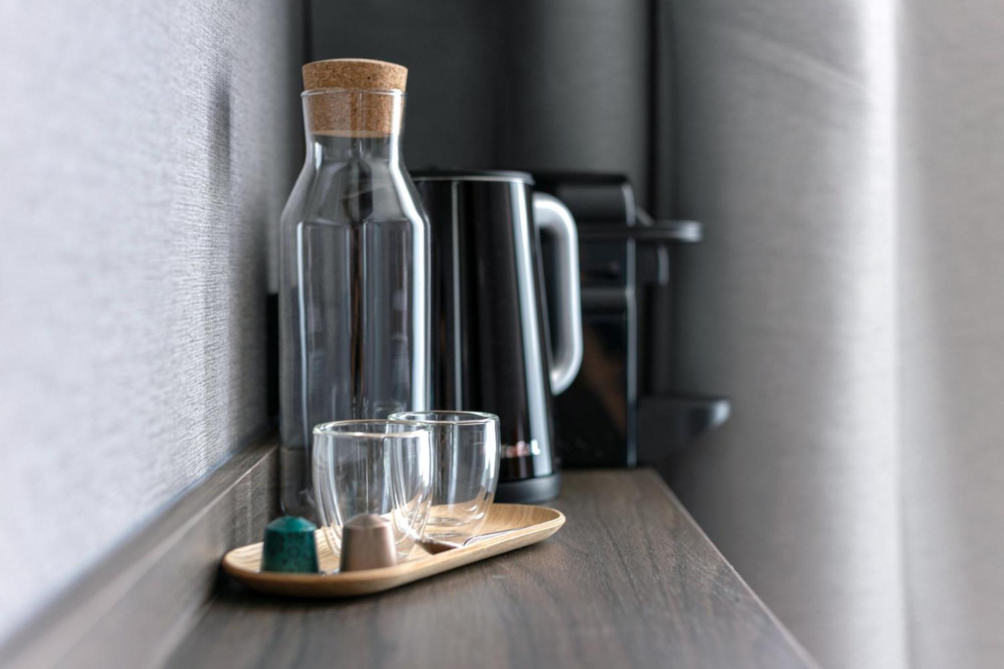 Luong Europe Apartments プラハ エクステリア 写真