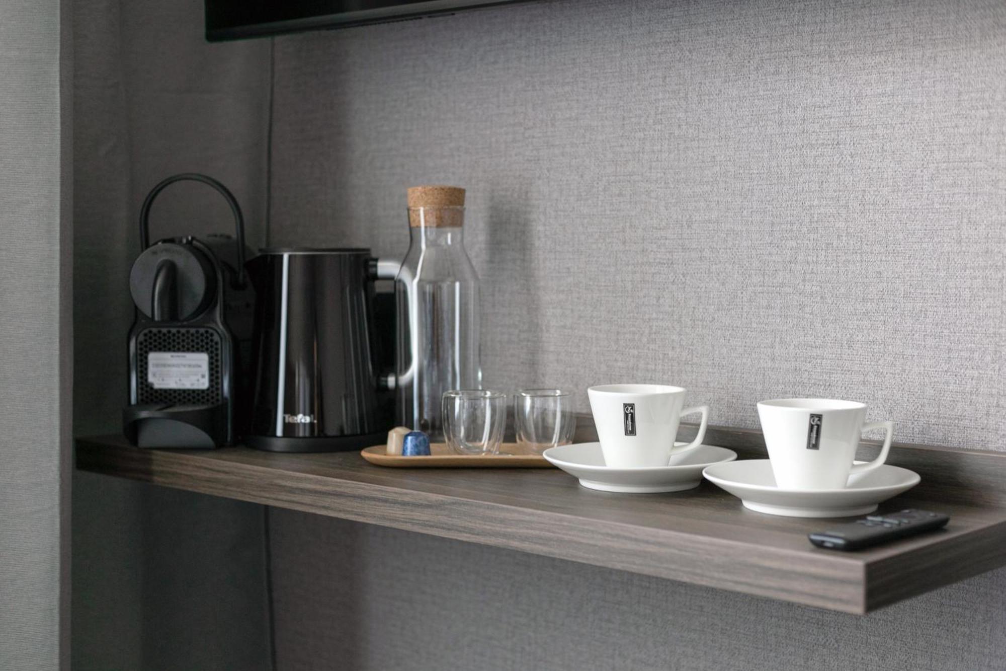 Luong Europe Apartments プラハ エクステリア 写真