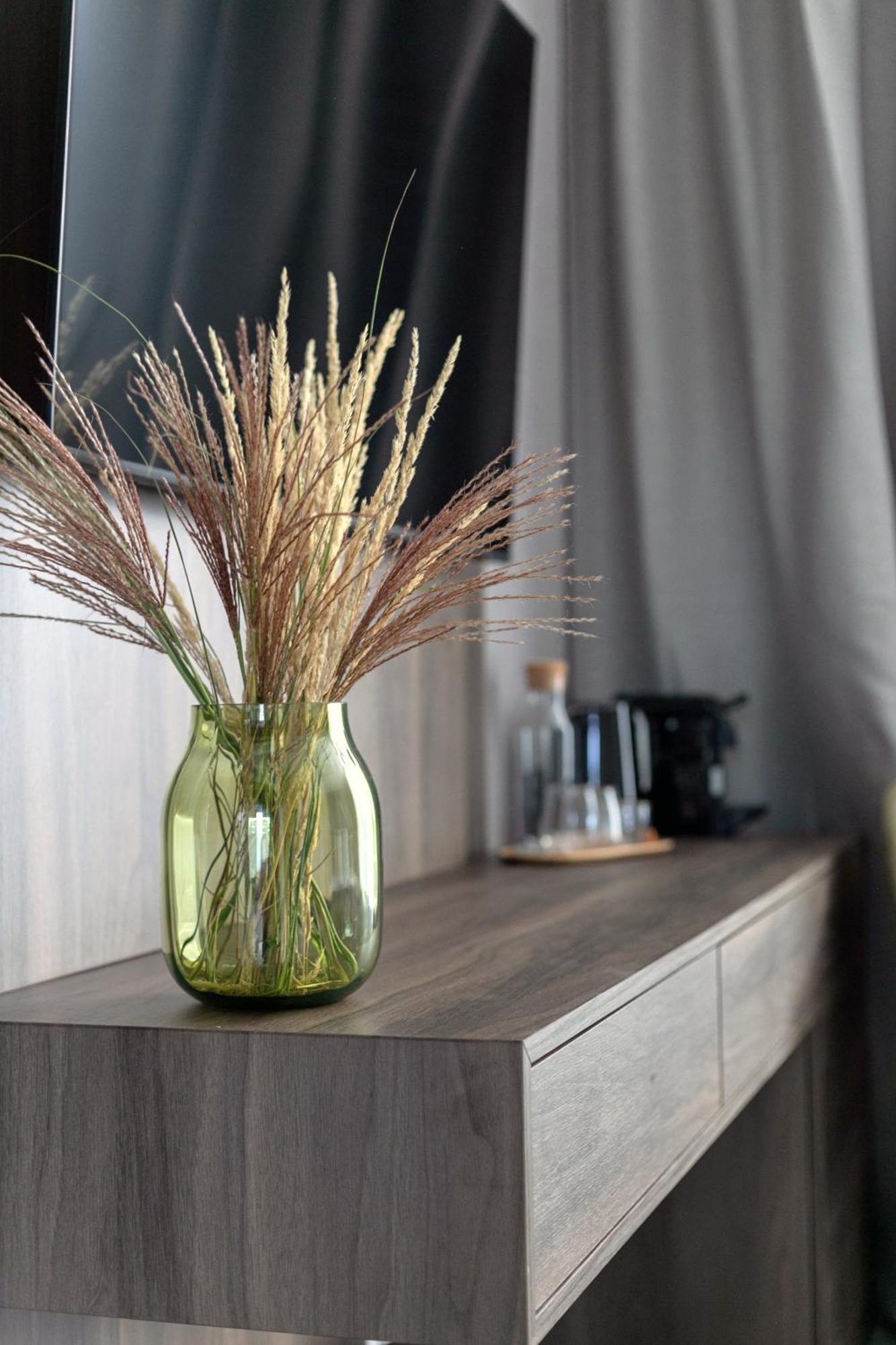 Luong Europe Apartments プラハ エクステリア 写真