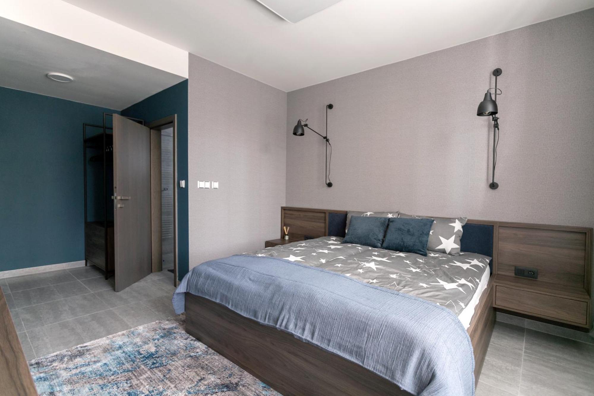 Luong Europe Apartments プラハ エクステリア 写真