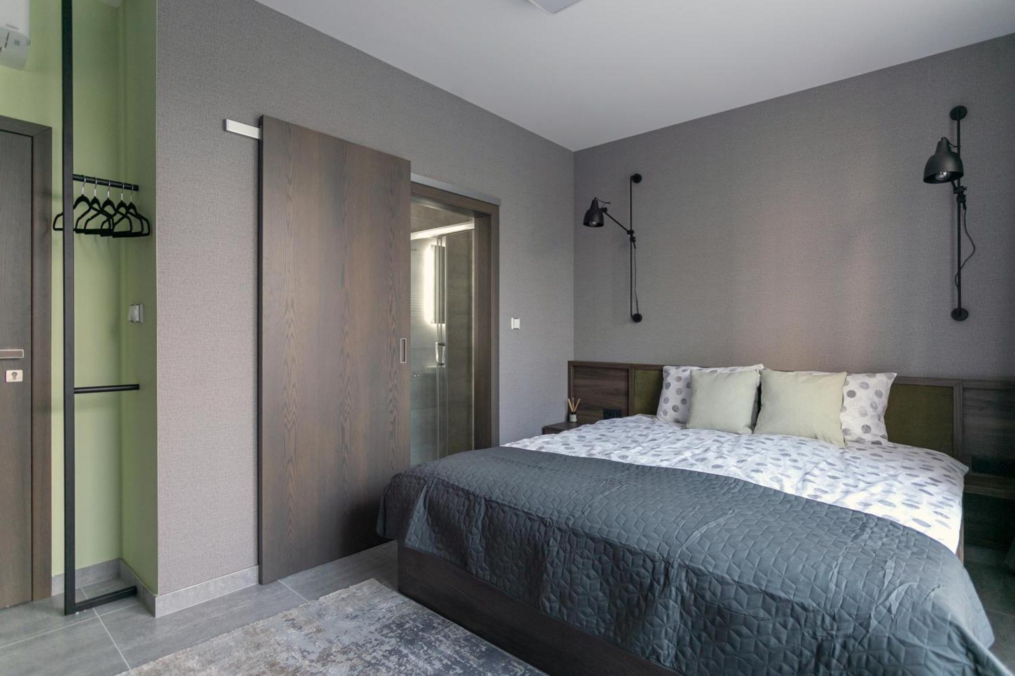 Luong Europe Apartments プラハ エクステリア 写真